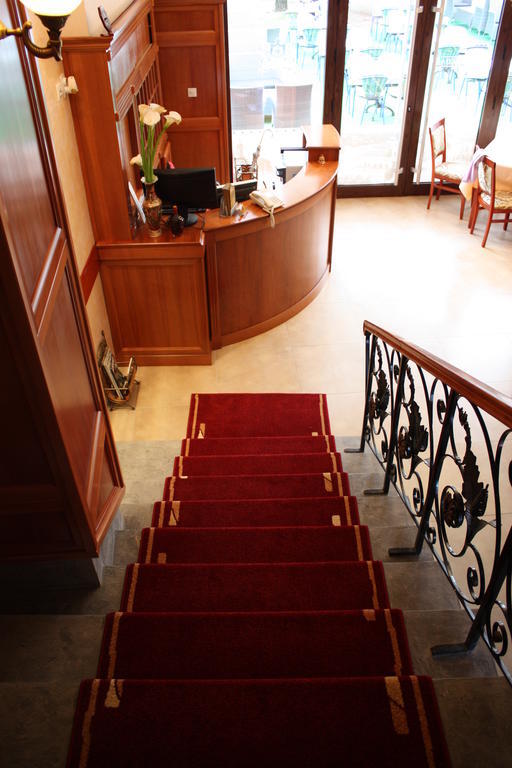 Garni Hotel Beograd ネゴティン エクステリア 写真